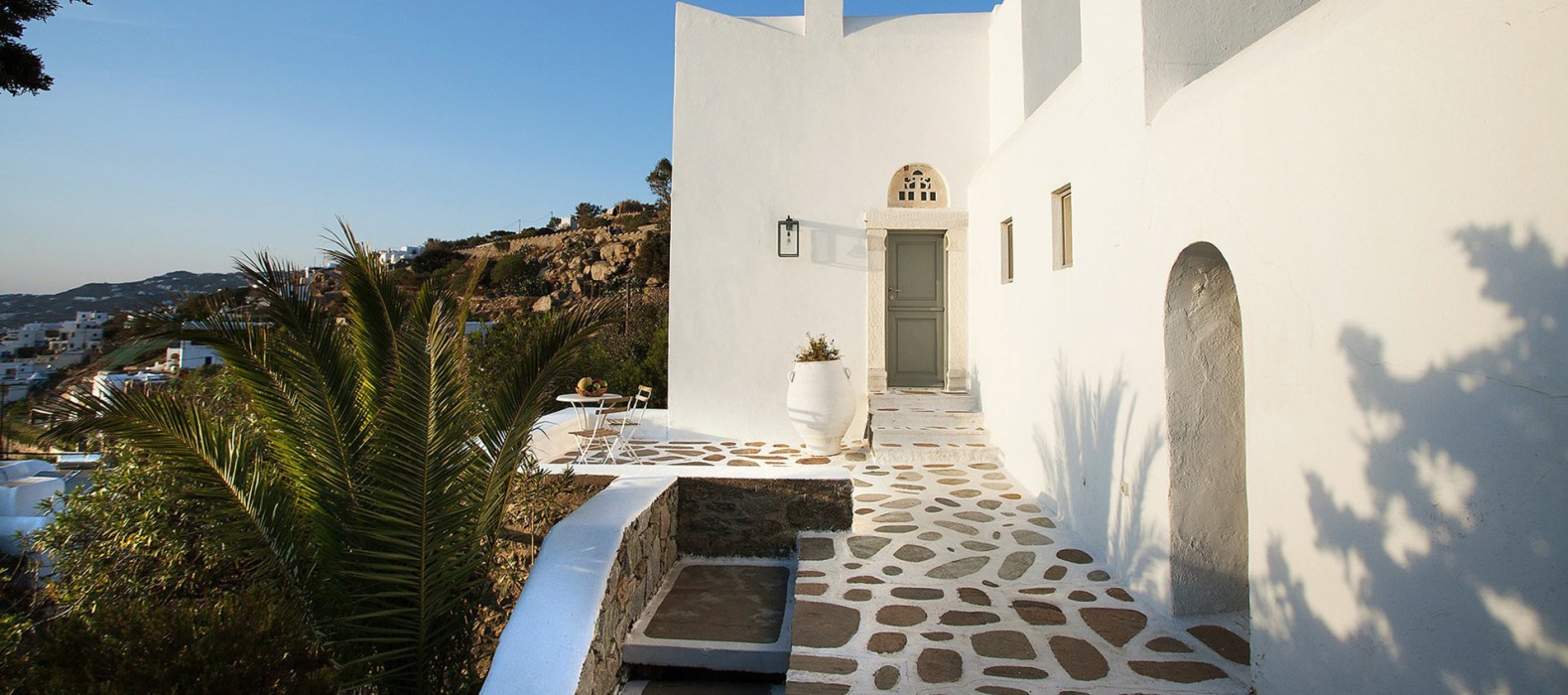 Exterior villa view of Villa Aiolos in Mykonos