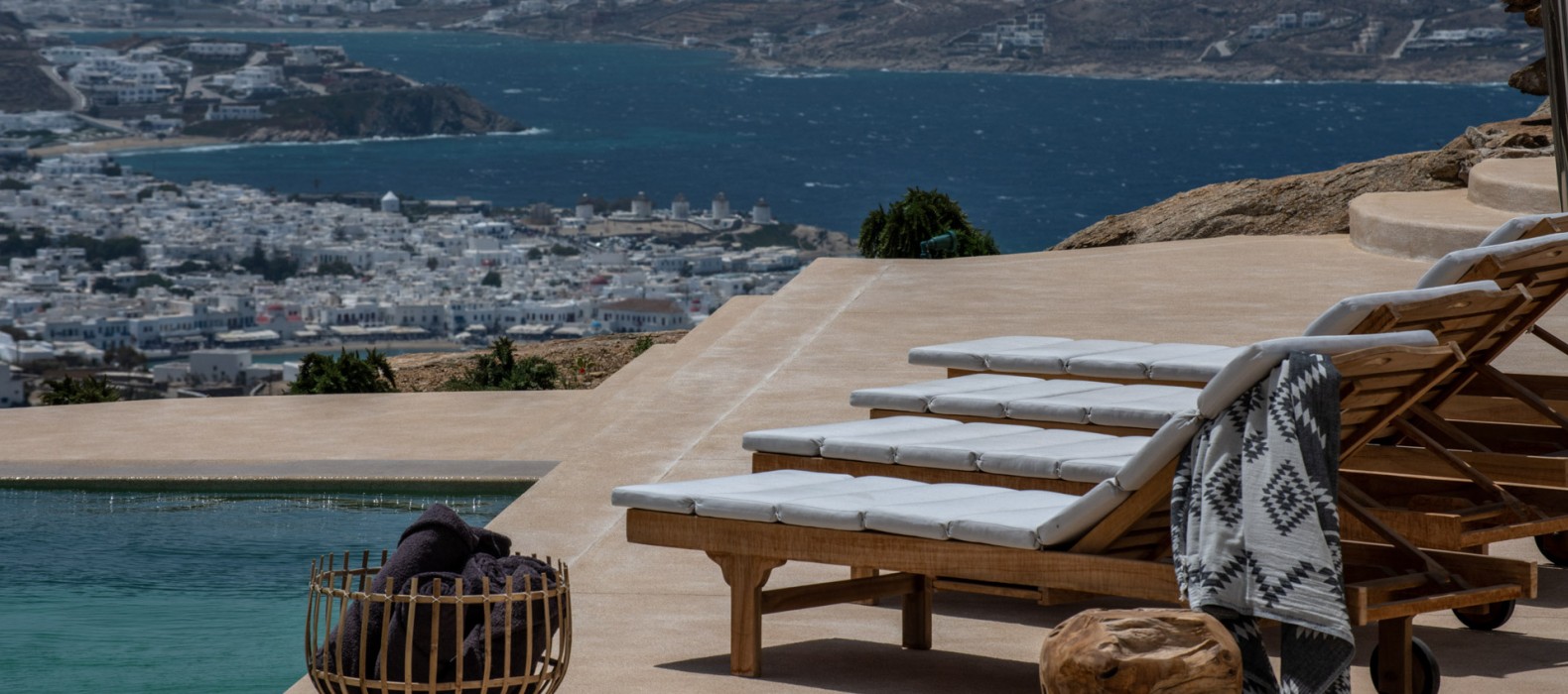 Sunloungers with sea view of Villa Celestial Theresa in Mykonos