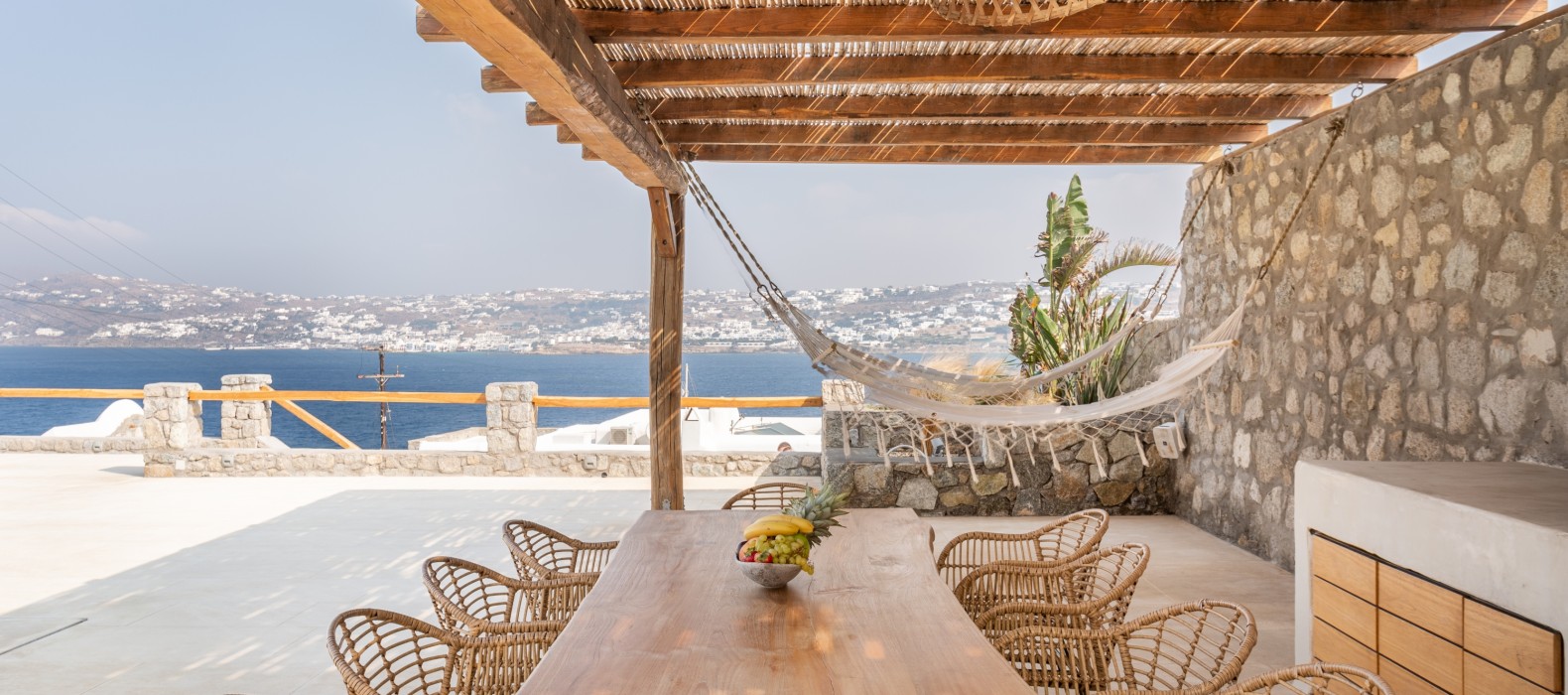 Exterior dining table of Villa Selene in Mykonos