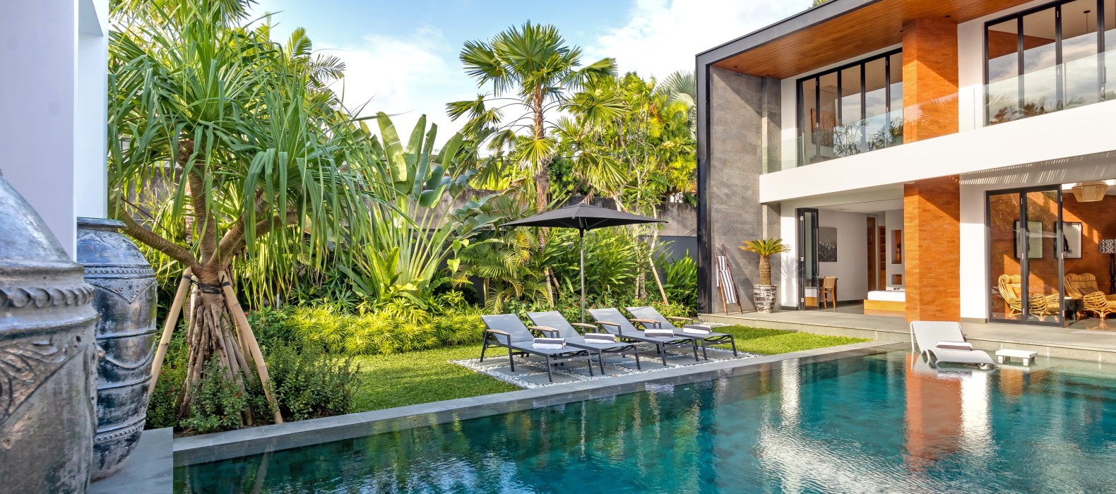 Exterior pool area of Villa Castil de Udara in Bali