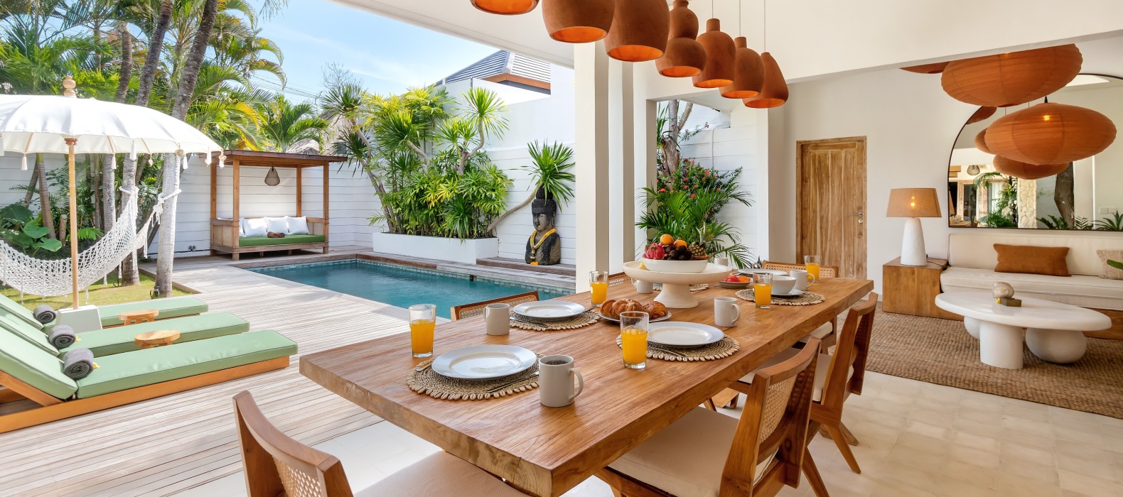 Dining area of Villa Gauguin in Bali