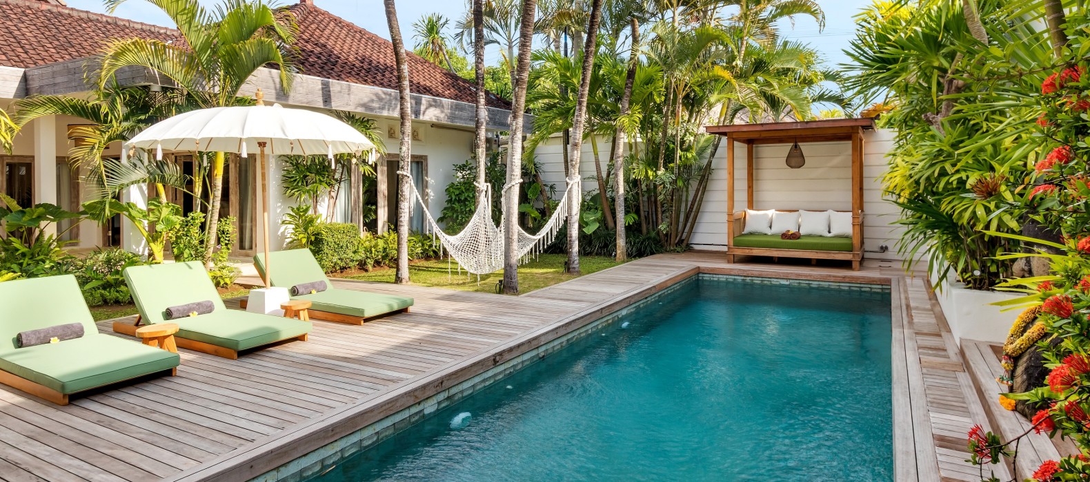 Exterior pool view of Villa Gauguin in Bali