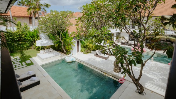 Exterior pool of Villa Groven in Bali
