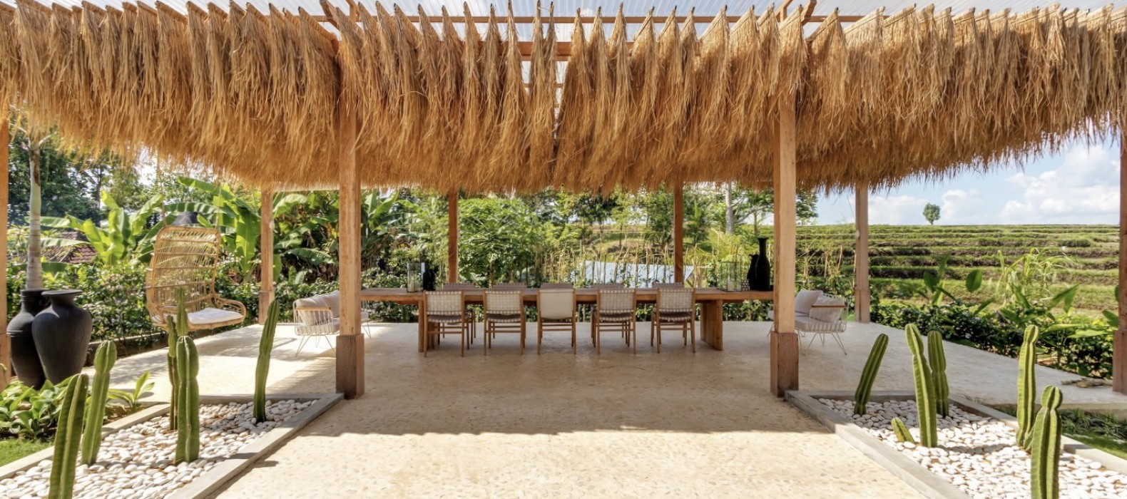 Exterior dining area of Villa Fortuna in Bali