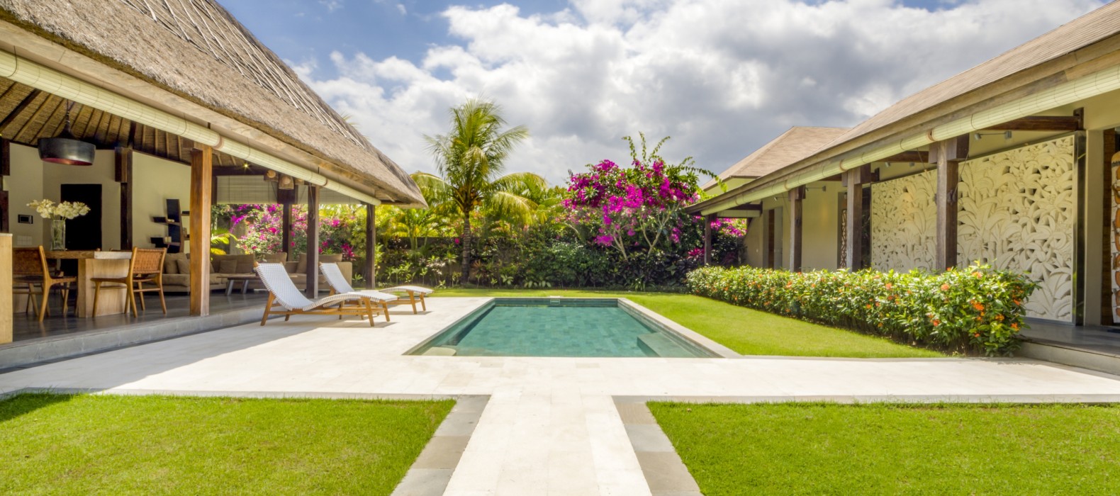 Exterior pool view of Villa Kabutera in Bali