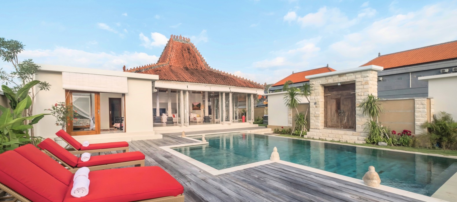 Exterior villa view of Villa Mambo in Bali