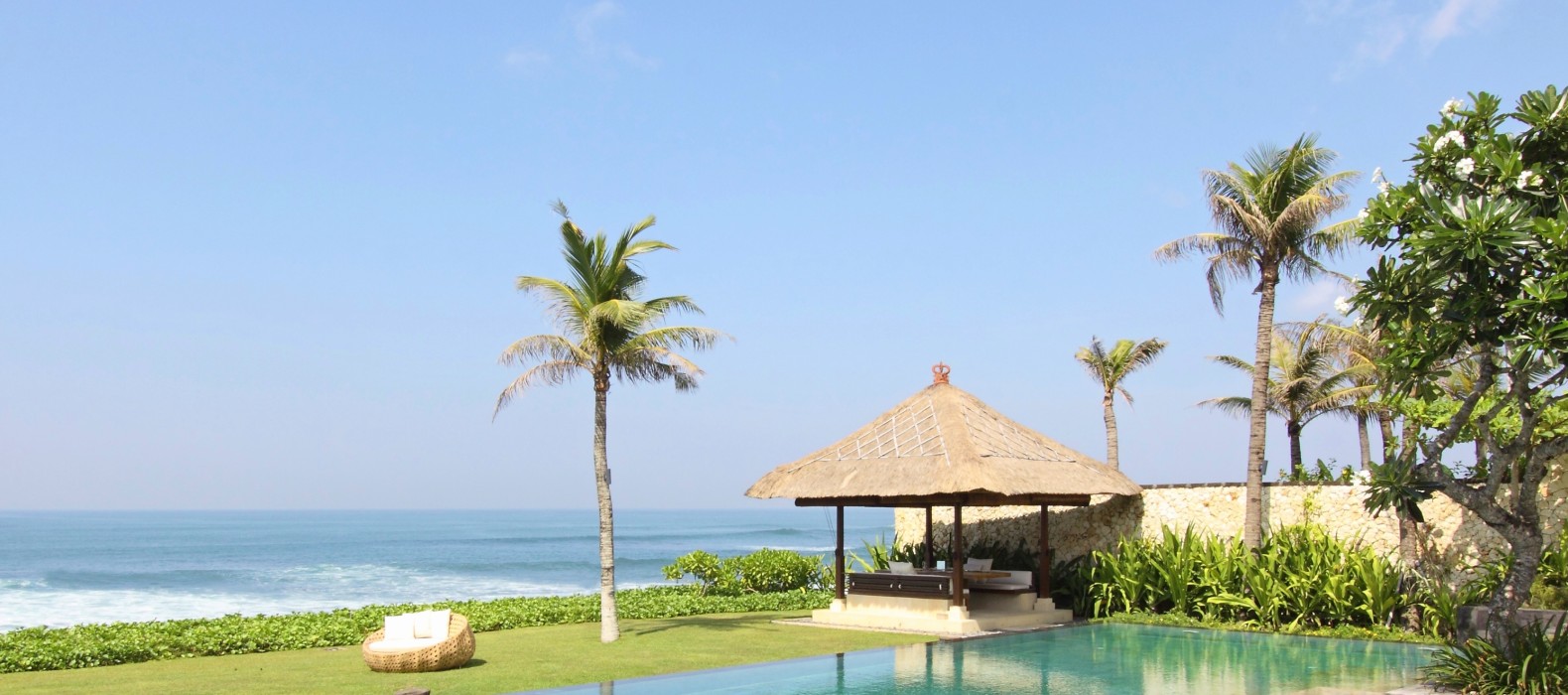 Exterior pool view of Villa Nava in Bali