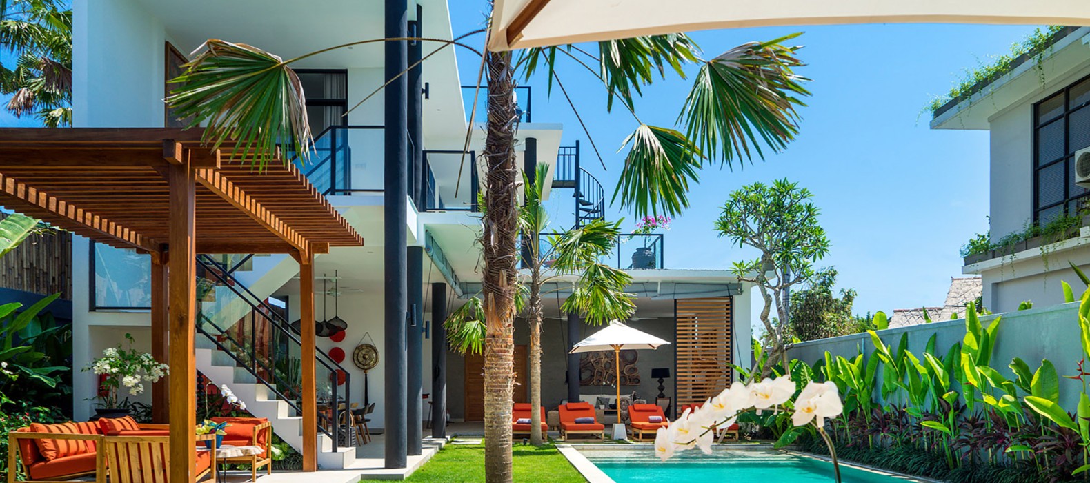 Exterior pool view of Villa Paradise Garden in Bali