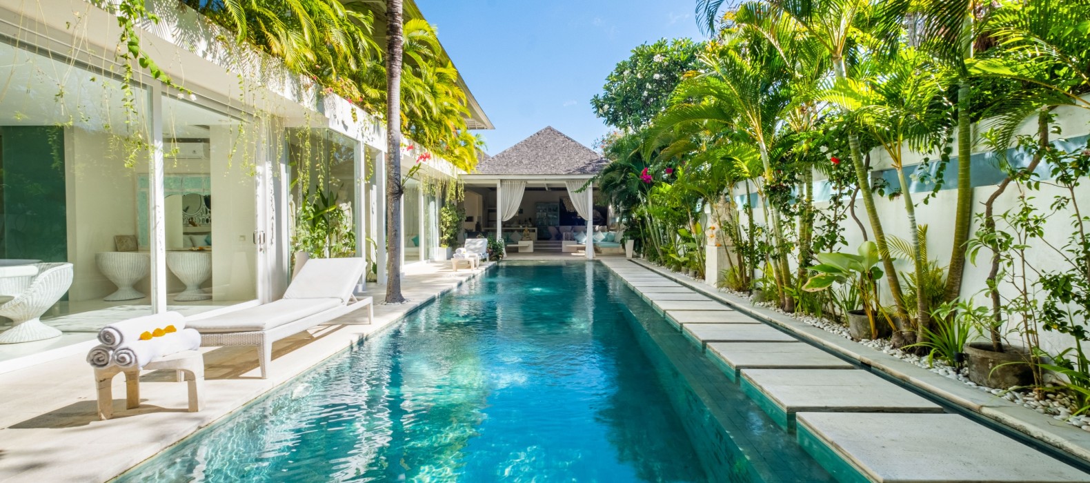 Exterior pool view of Villa Serentiy in Bali