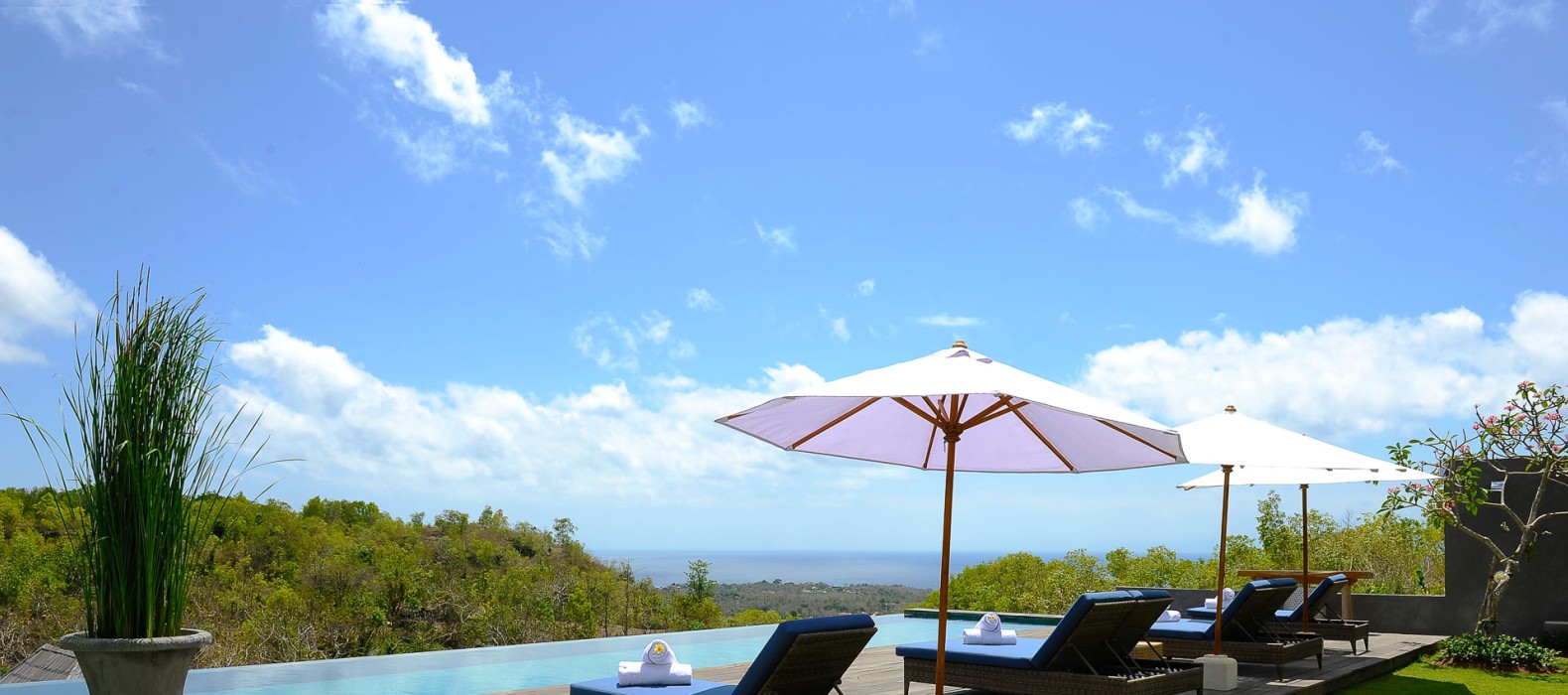 Exterior area view of Villa Solumia in Bali