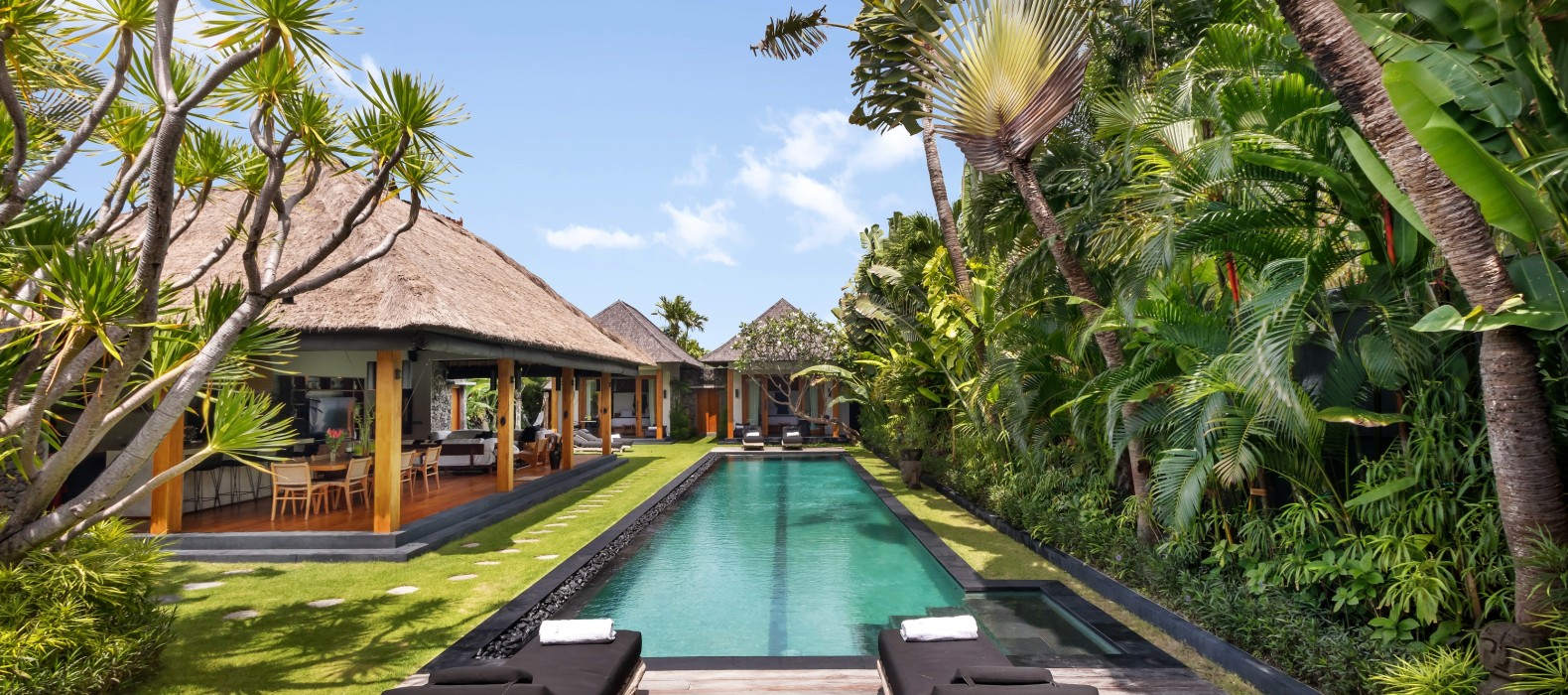 Exterior area view of Villa Wolfe in Bali