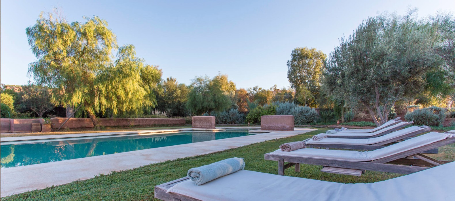Sun loungers view of Villa Gauthier in Marrakech