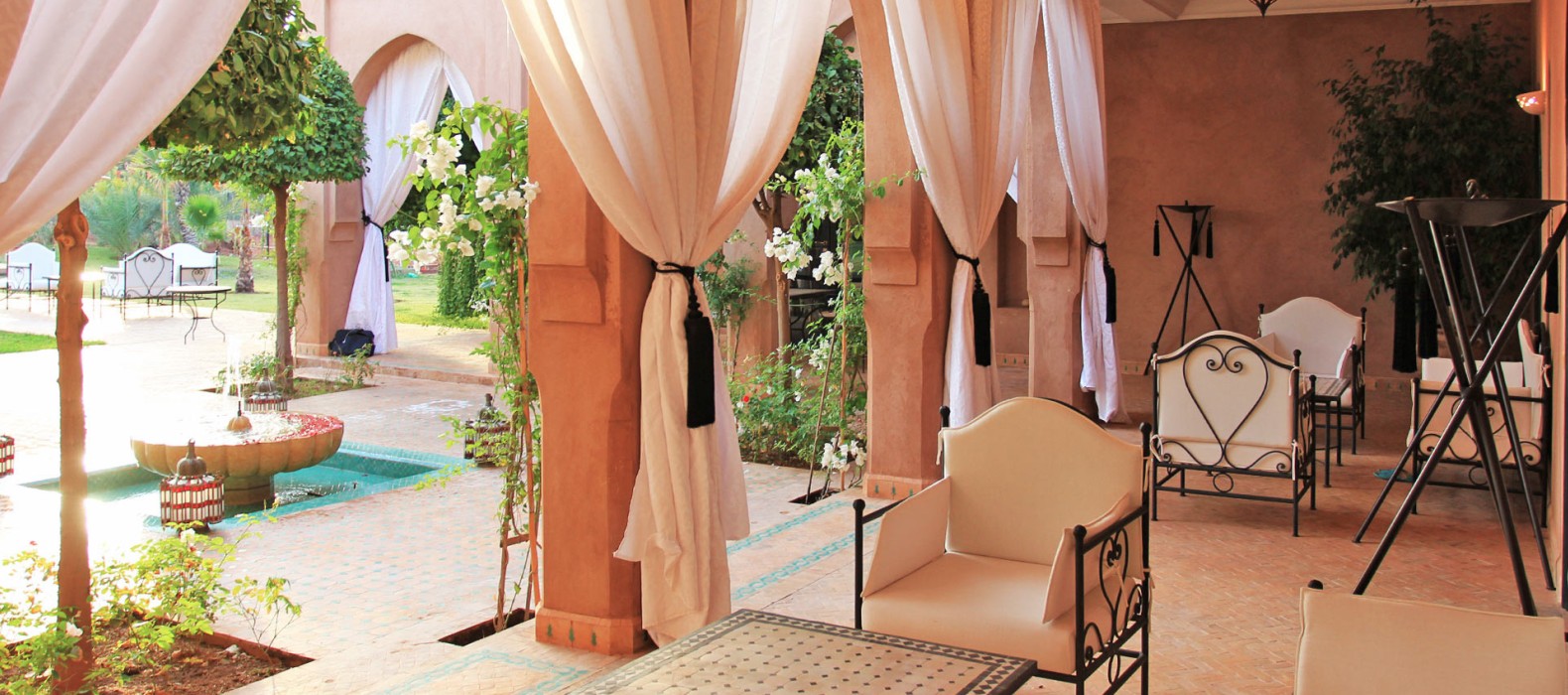 Chill area view of Villa Mansour in Marrakech