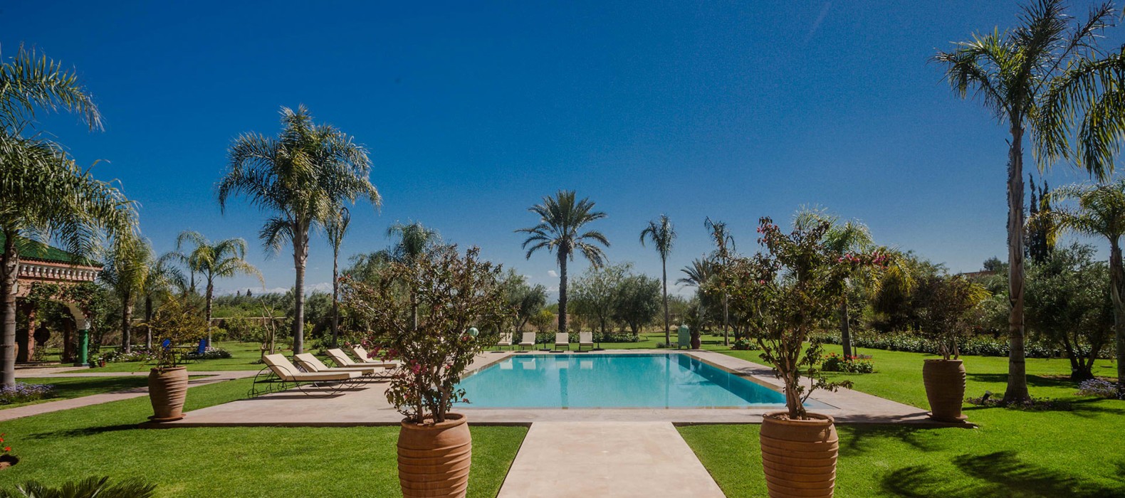 Exterior pool area view of Villa Rosalie in Marrakech