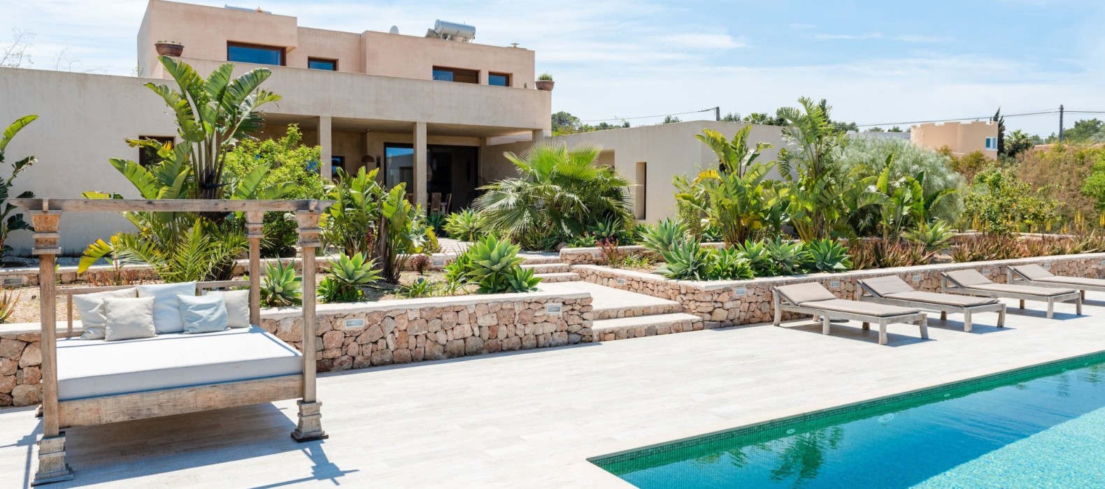 Exterior villa with pool of Villa Infinity in Ibiza