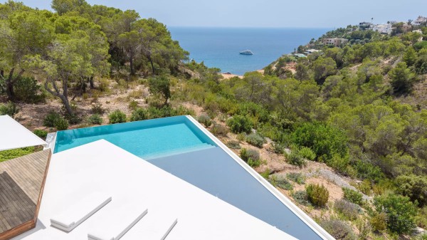Pool with sea view of Villa Majestado in Ibiza