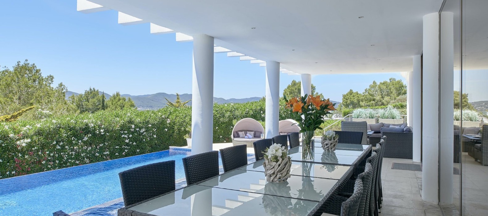 Exterior dining table of Villa Riva Alto Ibiza