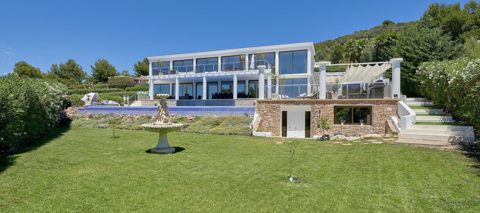 Exterior villa view of Villa Riva Alto in Ibiza