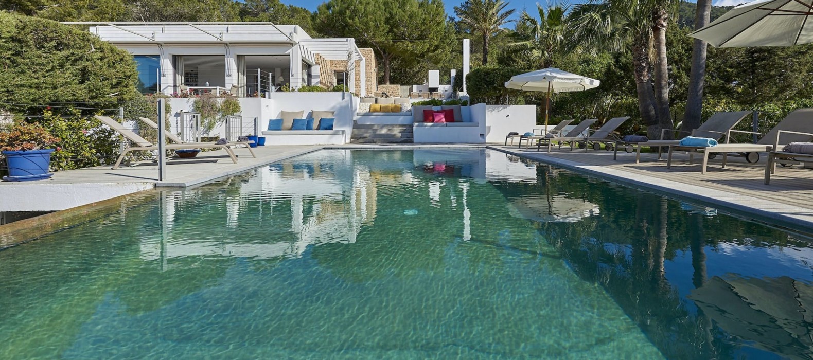 Exterior villa view of Villa Evenfall in Ibiza