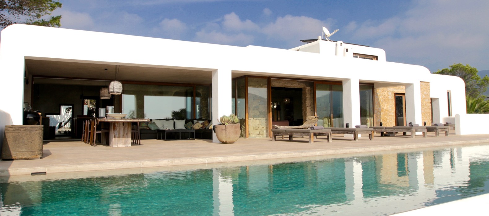 Exterior villa view of Villa Sunrise Joy in Ibiza