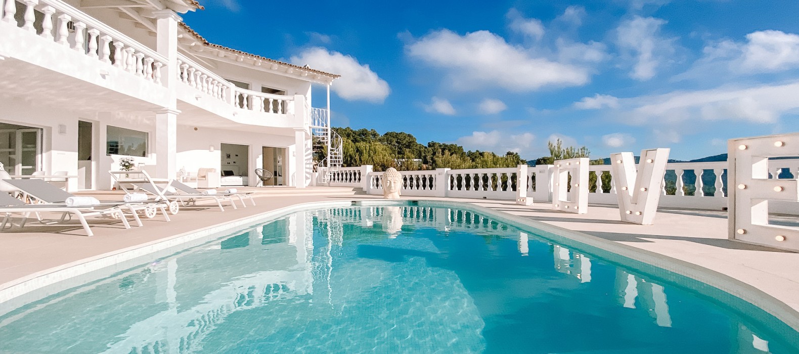 Exterior area with pool of Villa The White Pearl in Ibiza