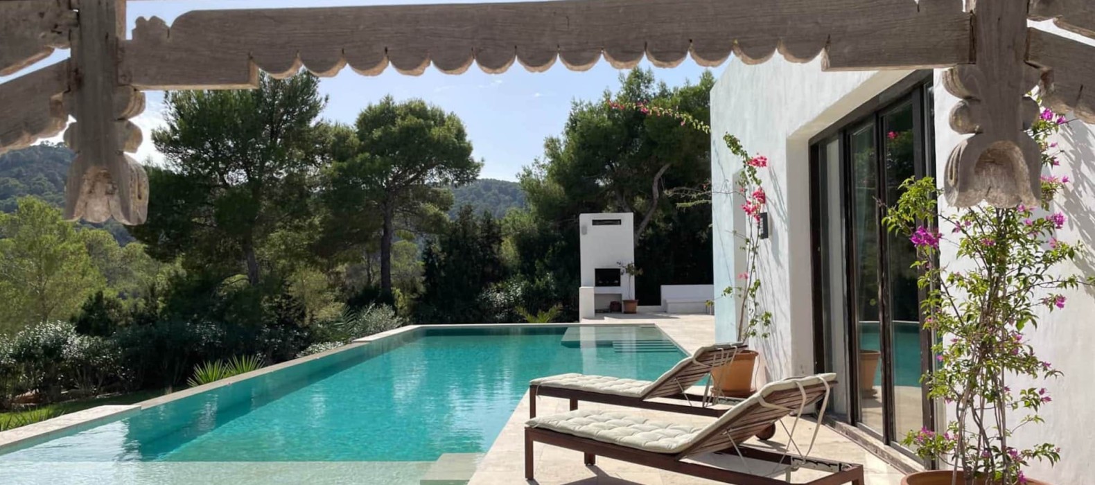 Exterior pool of Villa Ubud in Ibiza