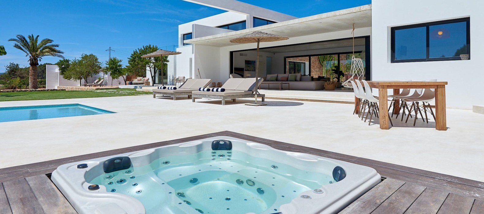 Exterior villa view with whirlpool and pool Villa White Light in Ibiza
