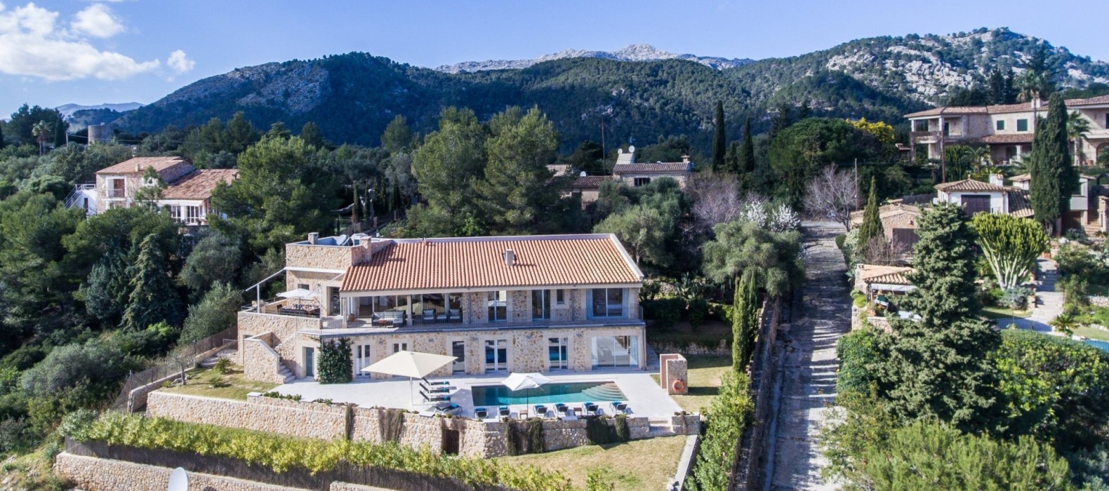 Exterior villa view  of Casa Dulce Vista in Mallorca