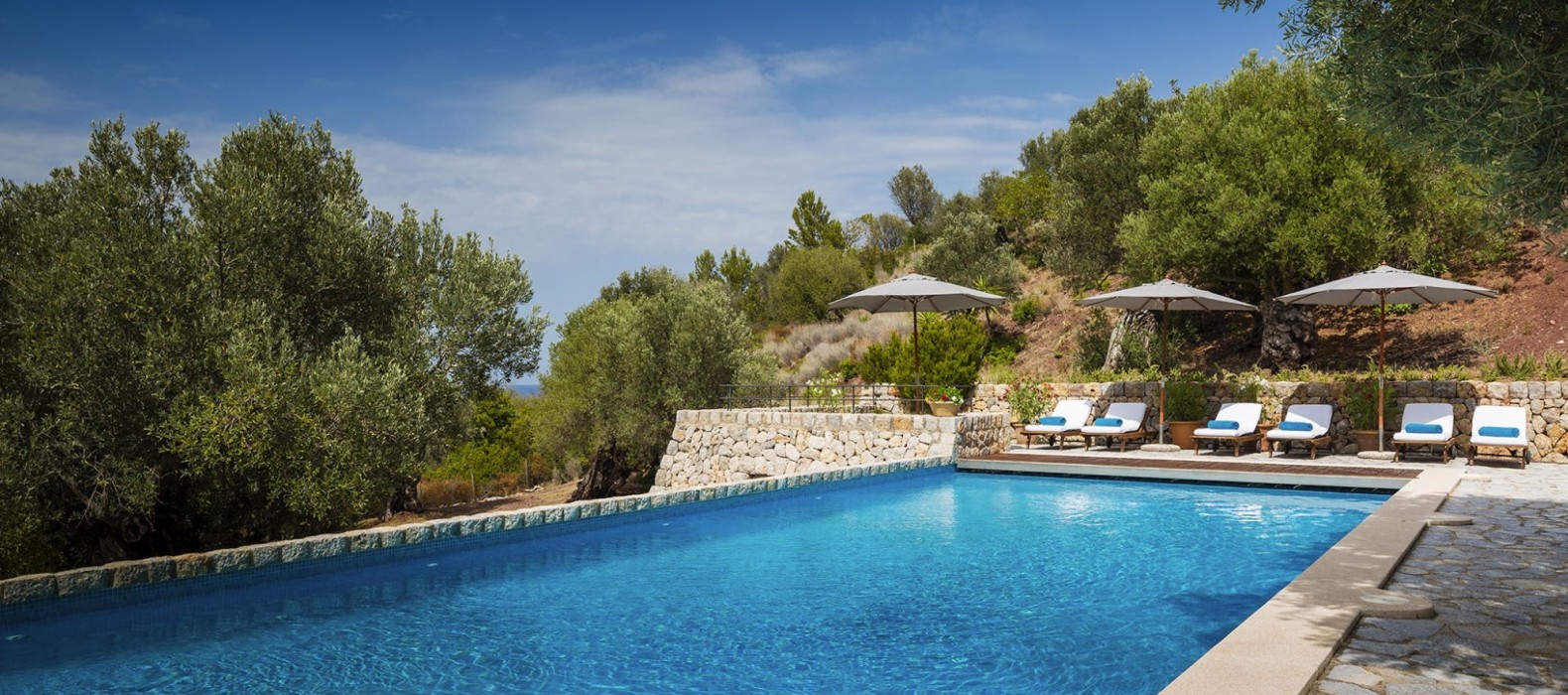 Exterior pool area of Villa Can Jungle in Mallorca