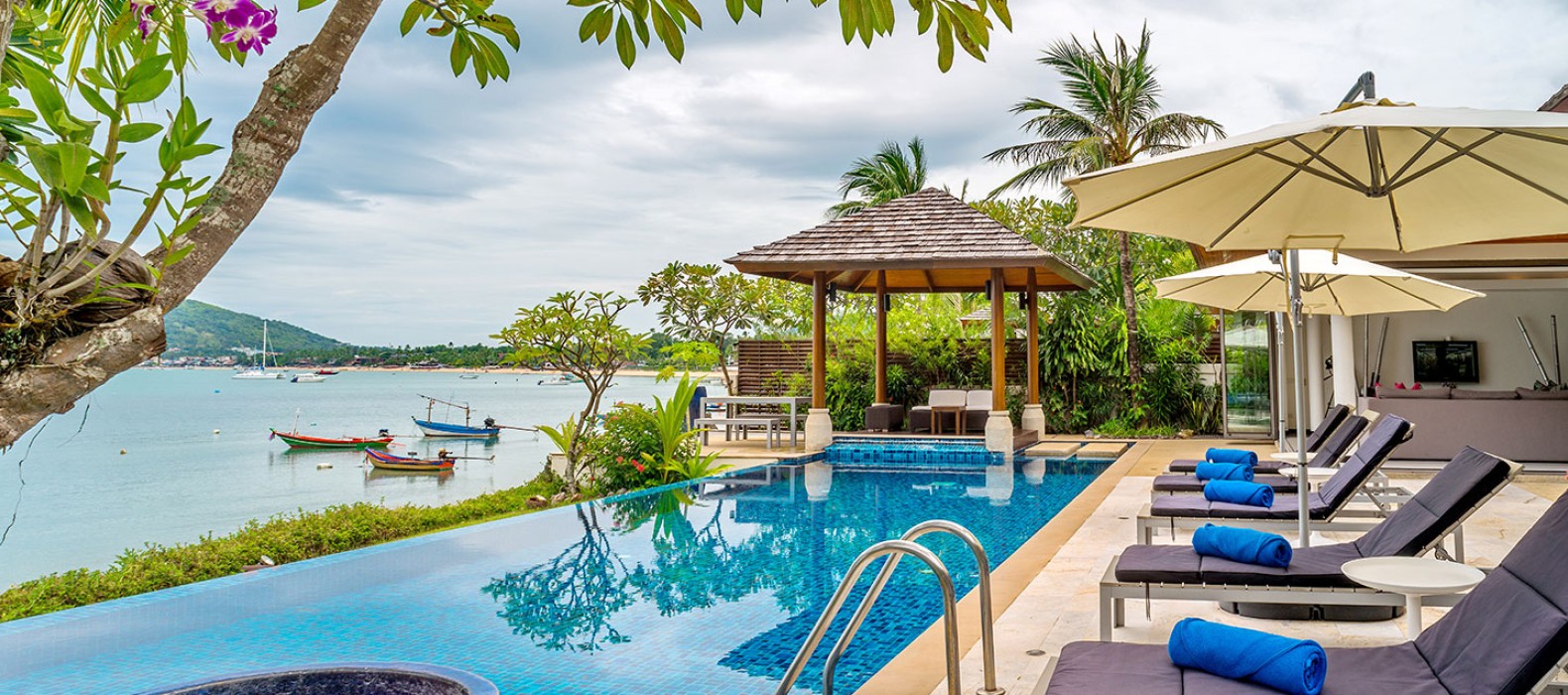 Exterior pool view of Villa Beautiful Life in Koh Samui
