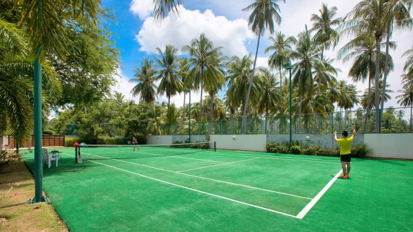 Tennis court of Villa La Guna in Koh Samui
