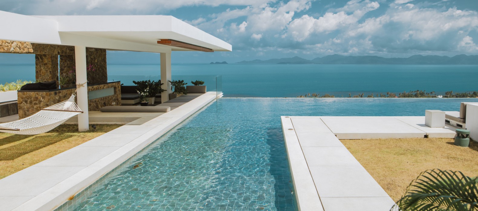 Exterior pool view of Villa Palace of Thailand in Koh Samui