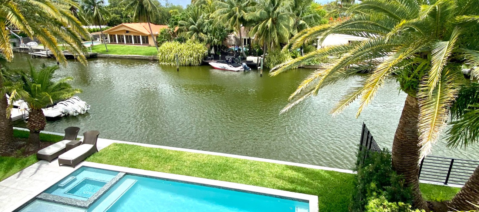 Exterior view of Villa Alea in Miami
