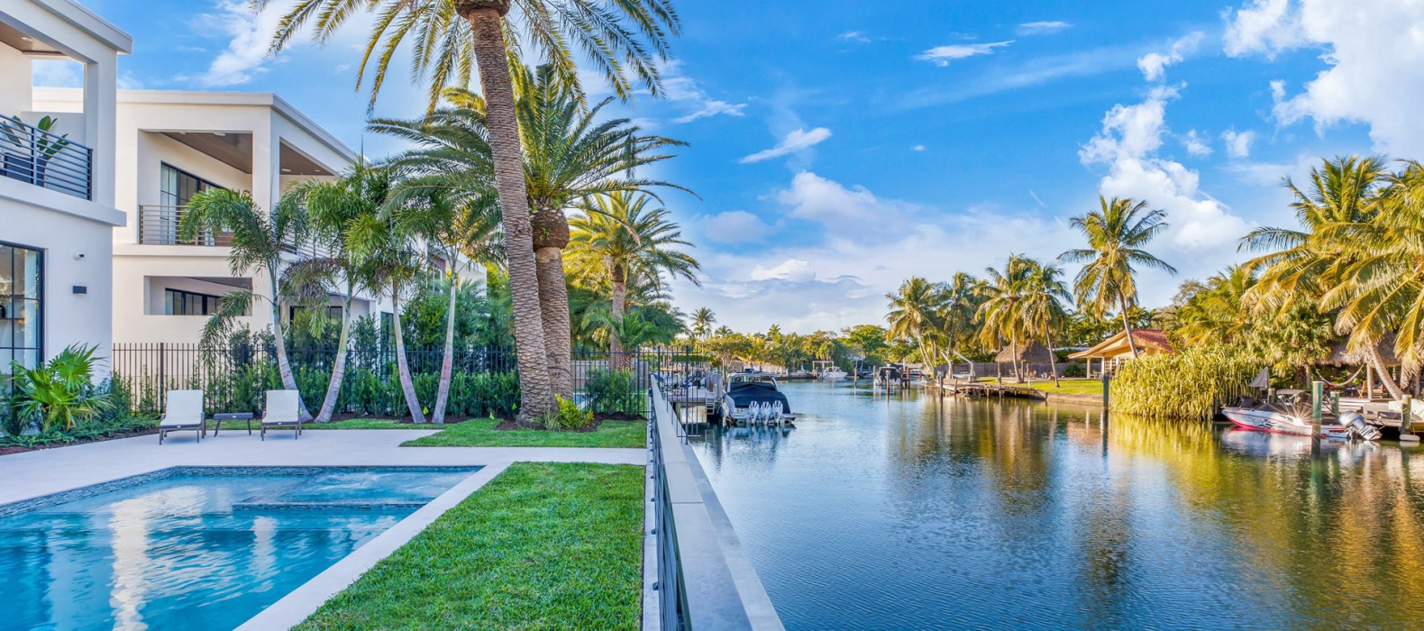 River view of Villa Button in Miami