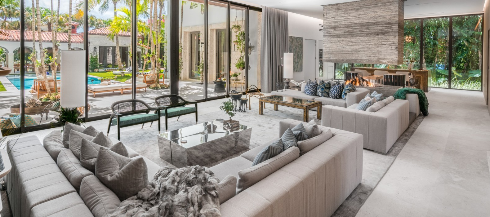 Living room of Villa Elisa in Miami